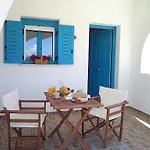 Taxiarchis Apartament *