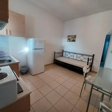 Taxiarchis * Agios Georgios (Irakleia)