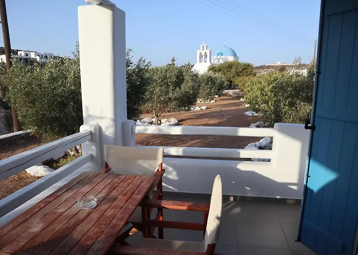 Taxiarchis Agios Georgios (Irakleia)