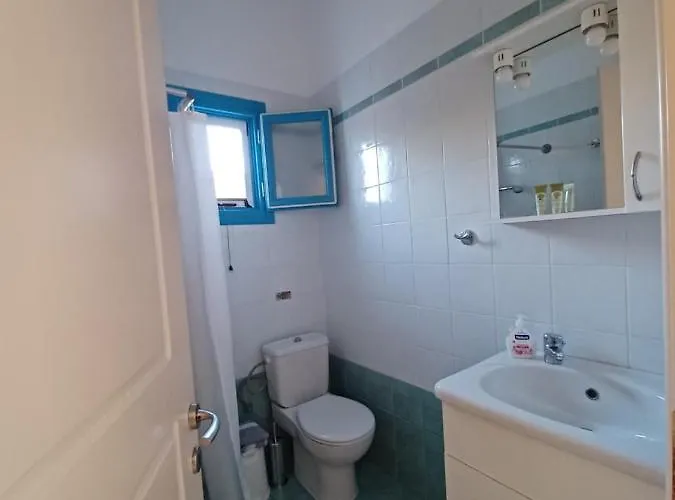 Taxiarchis Agios Georgios (Irakleia)