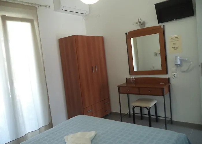 Taxiarchis Agios Georgios (Irakleia)