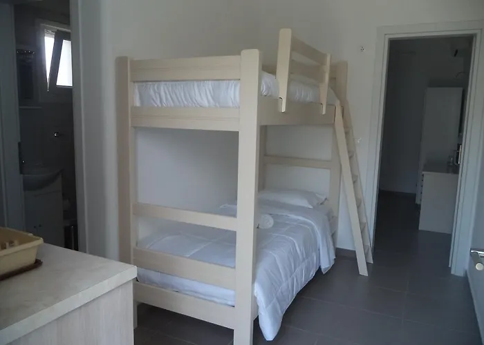 Taxiarchis * Agios Georgios (Irakleia)